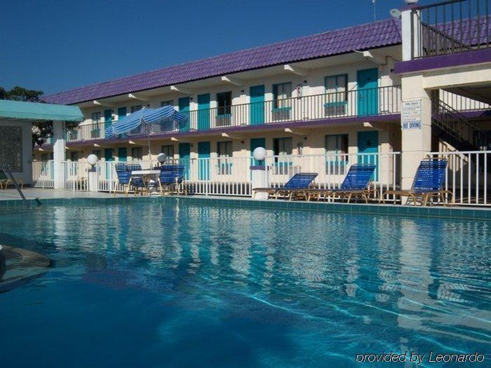 Clearwater Inn Сейфти-Харбор Удобства фото