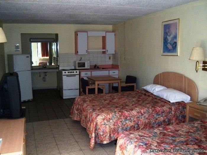 Clearwater Inn Сейфти-Харбор Номер фото